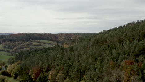 Beautiful-natural-german-landscape-in-autumn-in-Germany,-Europe