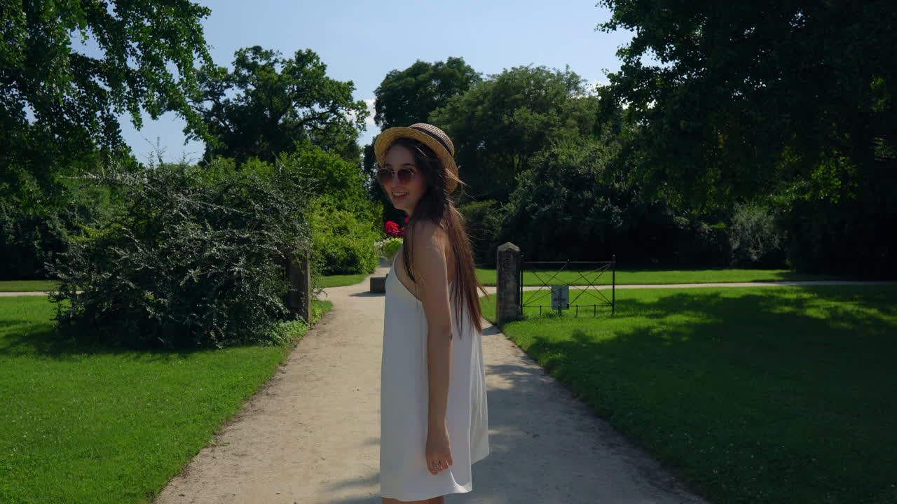 공원에 있는 여자