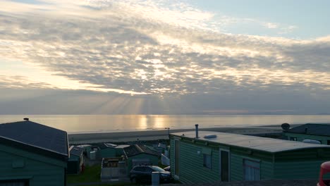 Sitio-Costero-De-Caravanas-Estáticas-Filmado-En-El-área-De-Barmouth,-Llanaber-Y-Gwynedd-En-El-Norte-De-Gales