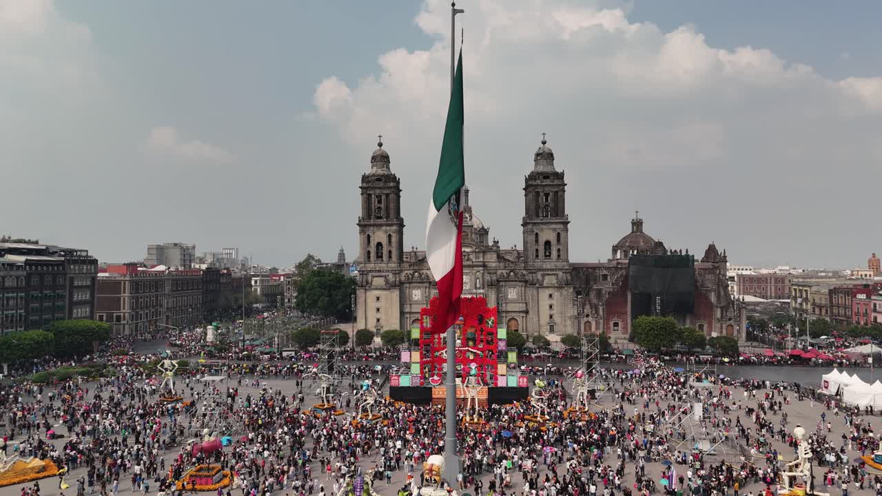People admiring altars in Zocalo on Day of the Dead, CDMX