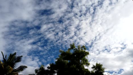 lapso de tiempo de las nubes monzónicas, clima lluvioso en la india, nubes de lluvia, clima durante el ciclón