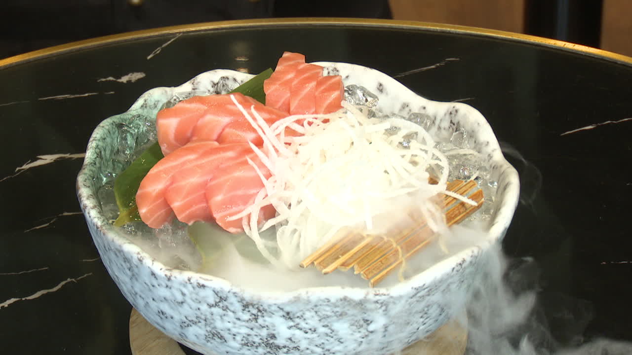 Smoked Salmon Sashimi Presentation