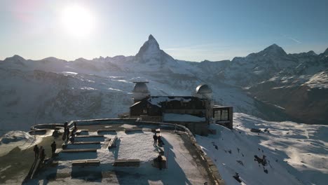 Cinematic-Establishing-Shot-of-Famous-Matterhorn-Mountain-Peak-on-Sunny-Winter-Day