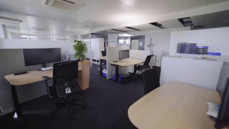 empty office workplace covid headquarter