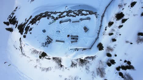 Skifahren-Und-Wandern-Am-Hintertuxer-Gletscher-In-Mayrhofen,-österreichischen-Alpen