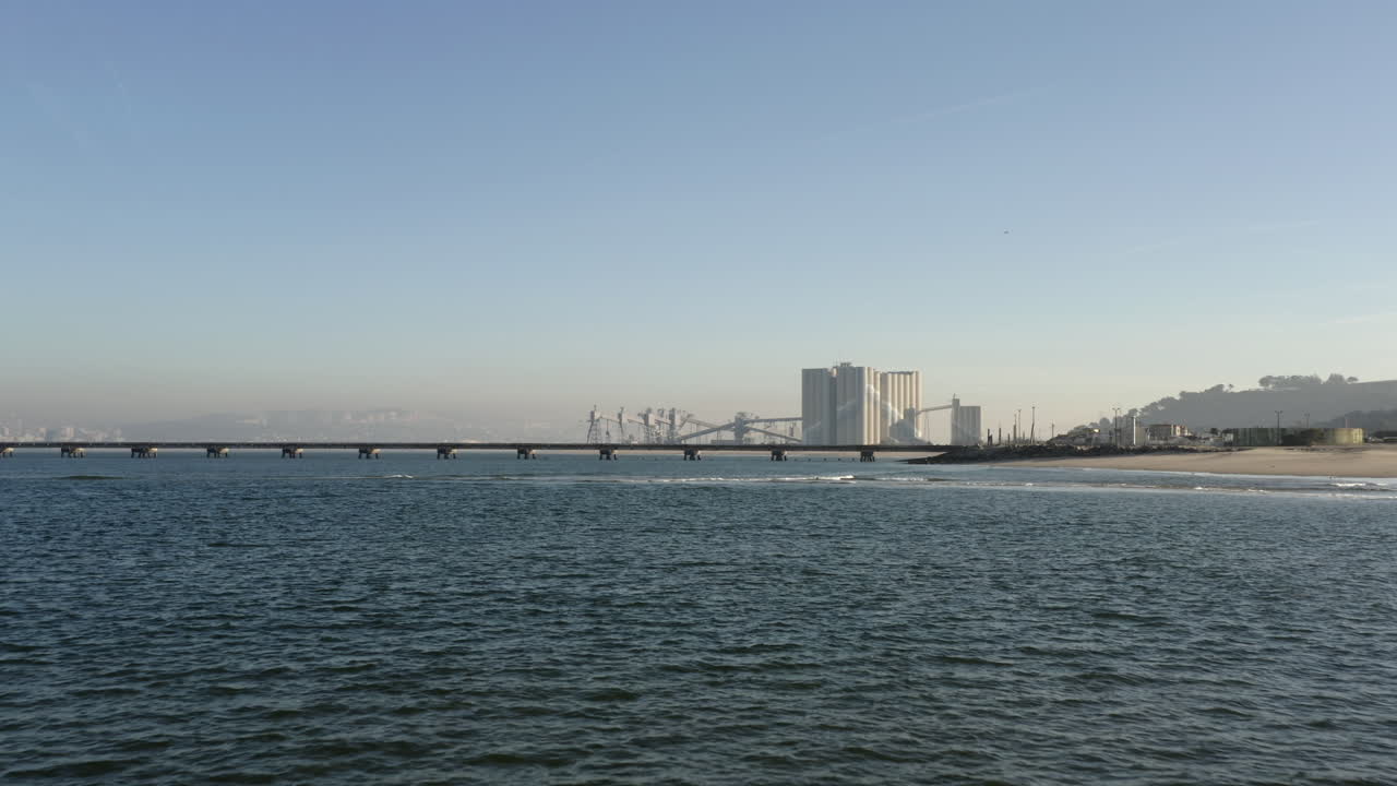 바가에 있는 곡물 실로