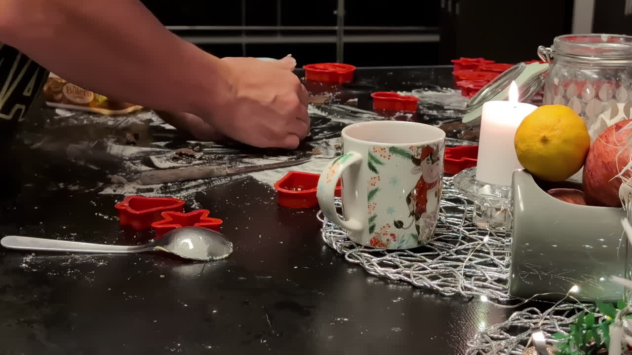 temporada festiva haciendo galletas en familia para navidad de cerca