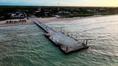 view of the de deck in sisal yucatan