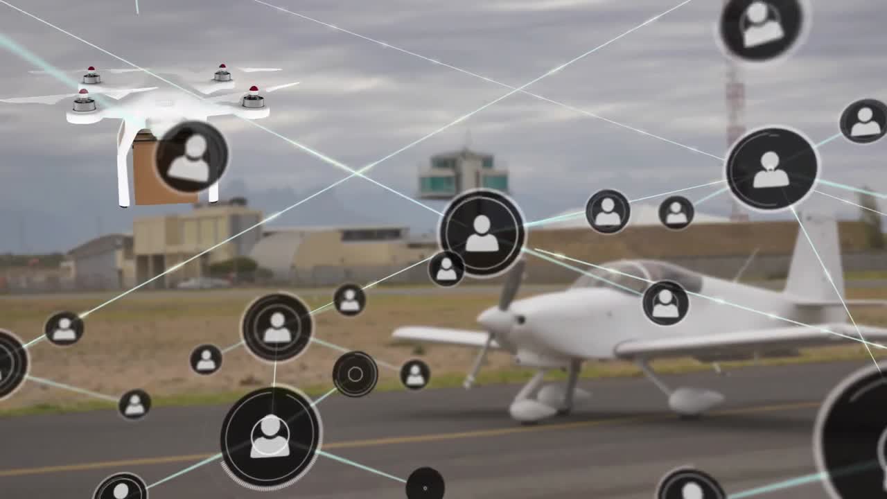 animación de una red de iconos de perfiles contra un avión no tripulado que lleva una caja de entrega en un aeropuerto