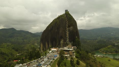 La-Piedra-del-Peñol-on-Cloudy-Day