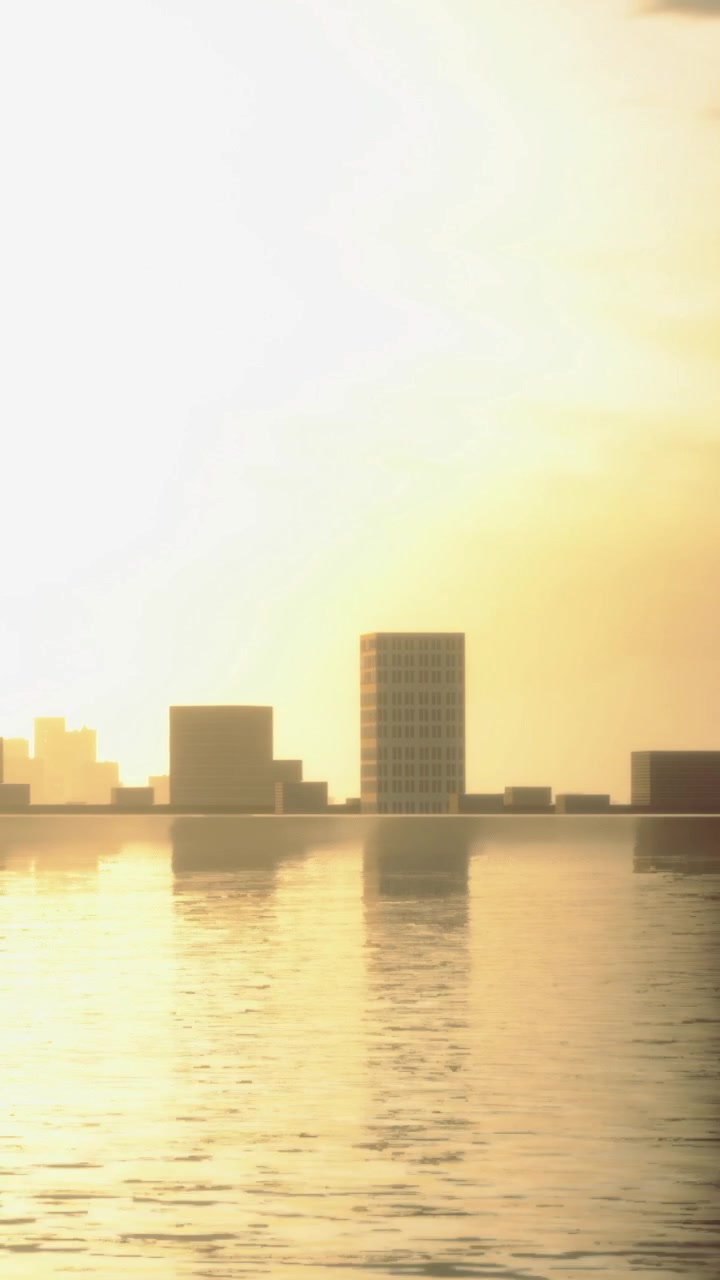Horizonte da cidade ao pôr do sol com edifícios refletindo na superfície calma da água.