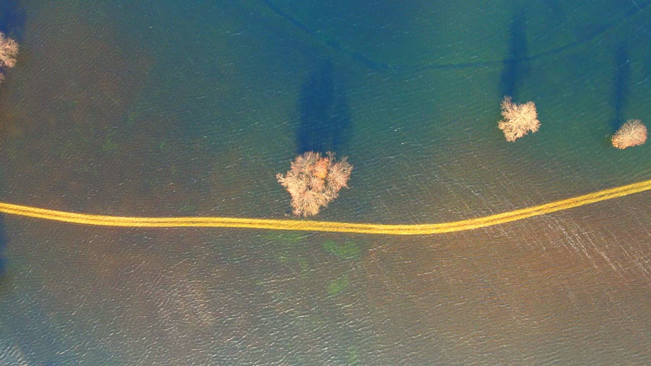 슬로베니아의 플라니나 평야의 4k 드론 영상