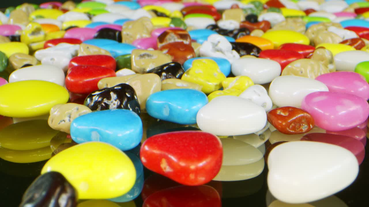 달하고 맛있는 초콜릿 사탕