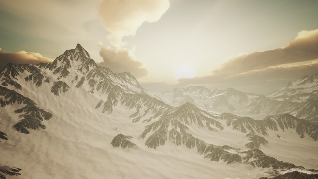 산 꼭대기에 해가 지는 광선