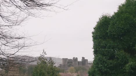 View-of-Conwy-Castle-in-North-Wales-on-a-cloudy-day