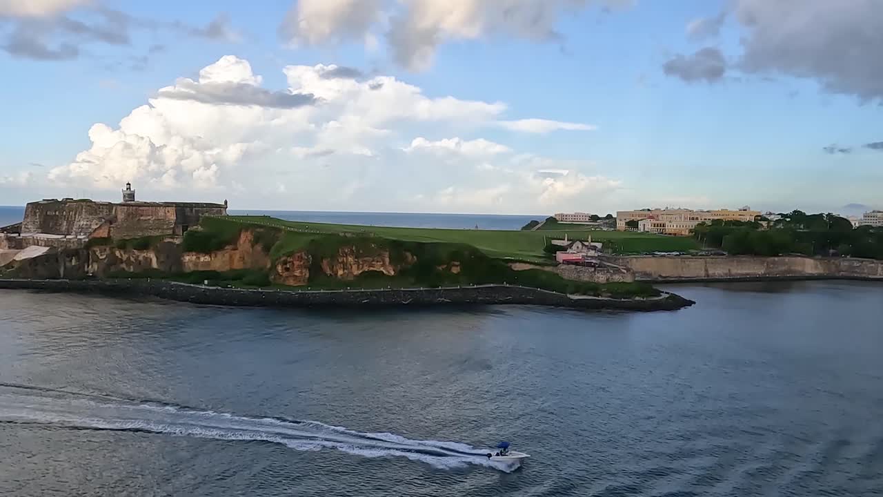 Beautiful Castillo San Felipe del Morro in Old San Juan, Puerto Rico. Bastión de Santa Elena, Batería Santa Elena