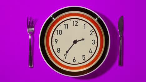 round plate clock hands with colored outline move fast