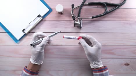 recogida de muestras de sangre y equipos médicos