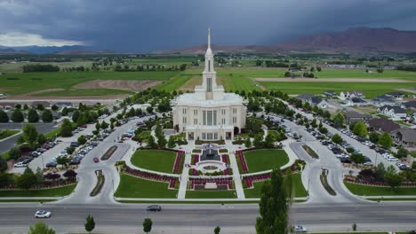 Payson,-Utah-LDS-Mormon-Religious-Temple---Aerial-Drone-Approach