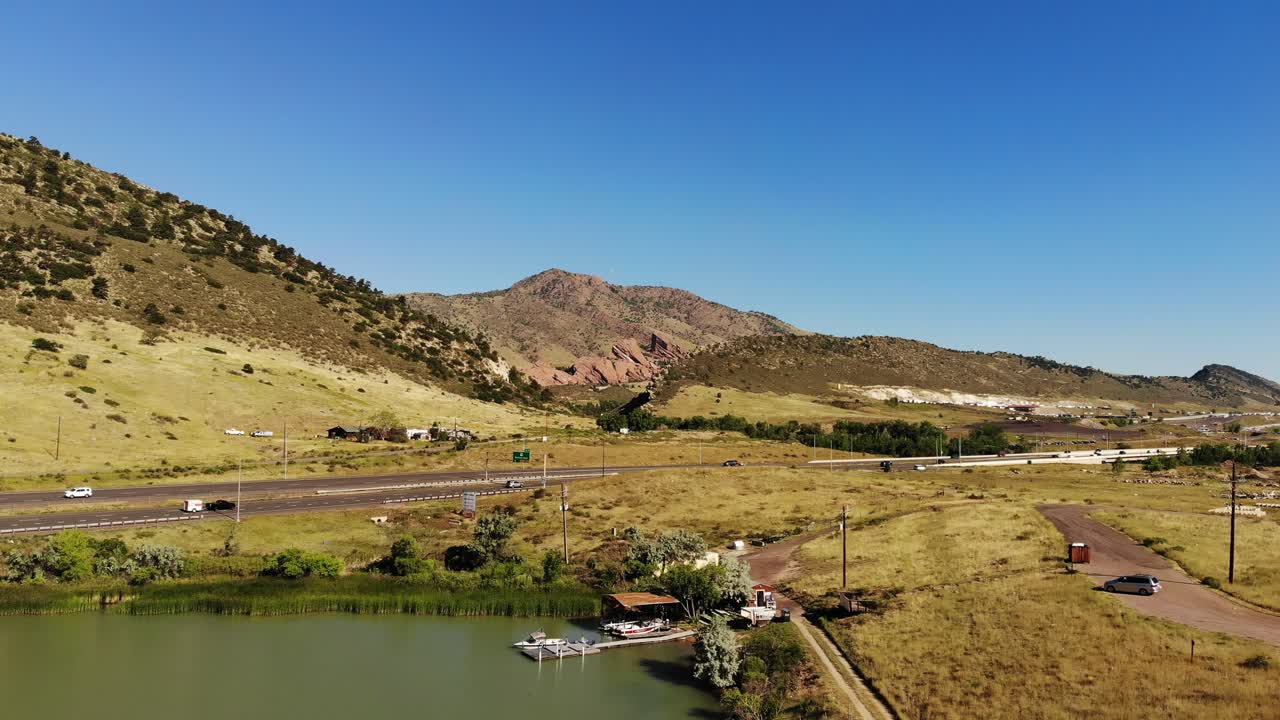 수상 스키 호수의 드론 샷, morrison co