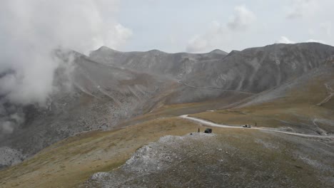 órbita-Dron-Video-Aéreo-Montañas-Olympus-Skolio-Christakis