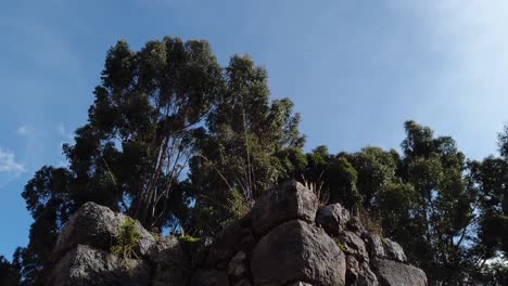 Examining-the-Noble-View-of-Cusilluchayoc-El-Templo-de-Los-Monos-in-Cusco-District,-Peru---Time-Lapse