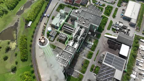 The-Asdonkshof-waste-incineration-plant-in-Kamp-Lintfort