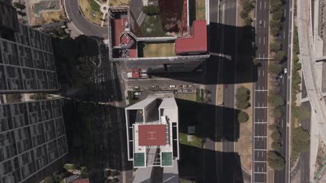 Vista-Aérea-De-Los-Edificios-Y-Calles-De-Santa-Fe-México,-Cerca-De-La-Mexicana