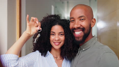 selfie, keys and couple with new home