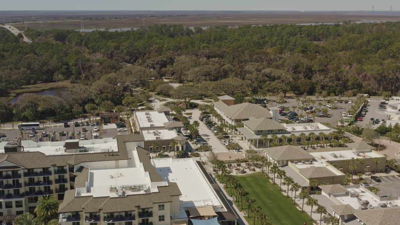 jekyll island georgia antena v4 sobrevuelo de resorts todo incluido junto al mar - marzo de 2020