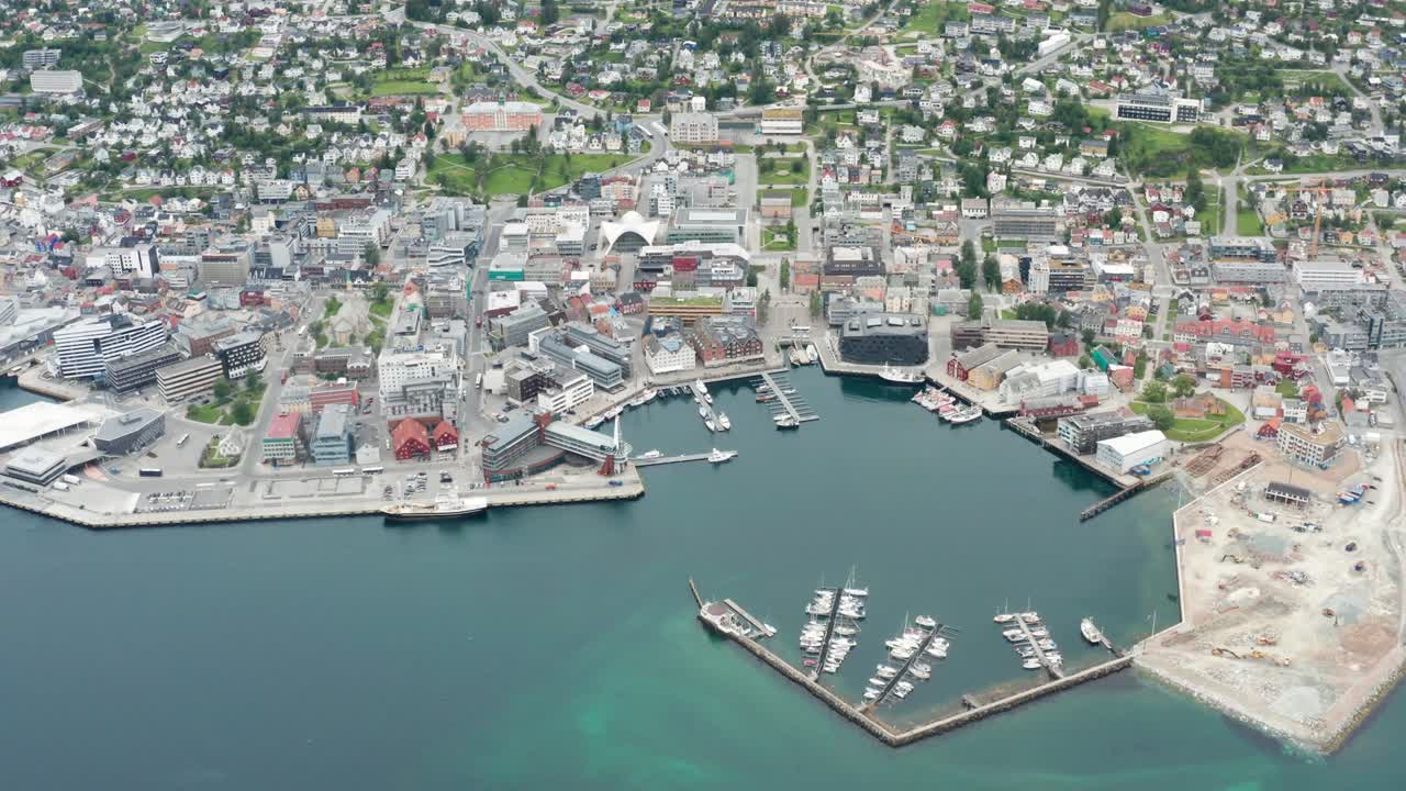 트롬소 만 의 공중 사진