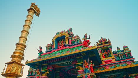 Outdoor-wide-view-of-colorful-decorated-Kaylasson-Hindu-temple,-Port-Louis,-Mauritius