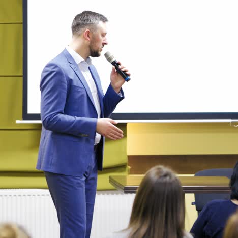 speaker at business meeting