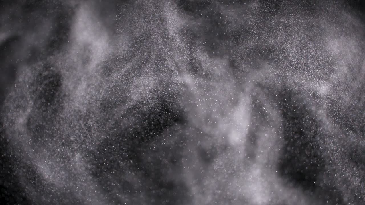 polvo aislado sobre un fondo negro