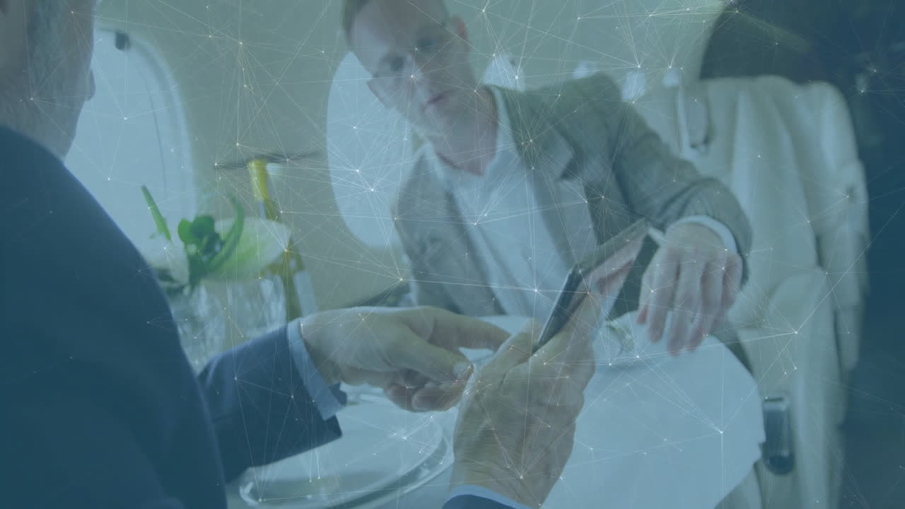 개인 제트기에서 문서를 논의, 네트워크 연결을 가진 비즈니스 사람들 애니메이션