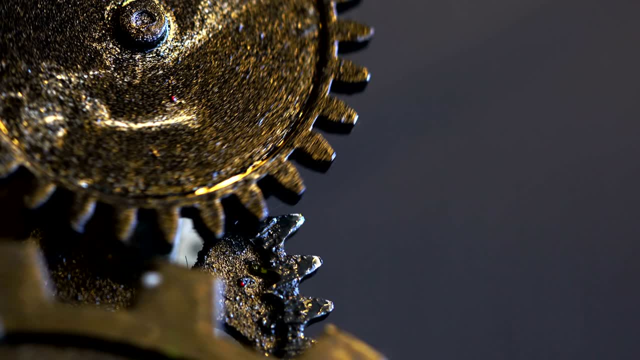 ржавые ретро-механические часовые передачи