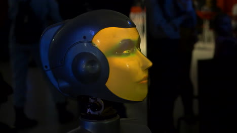 robot head display