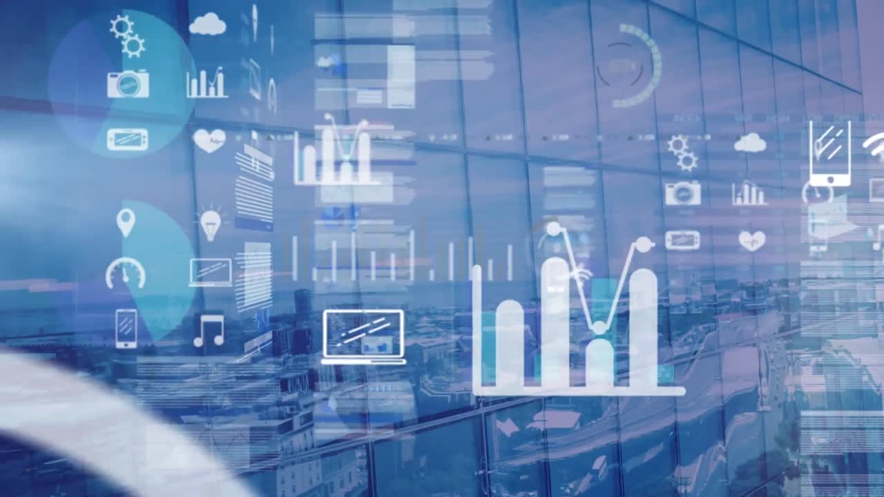 Animación de procesamiento de datos sobre fondo azul.