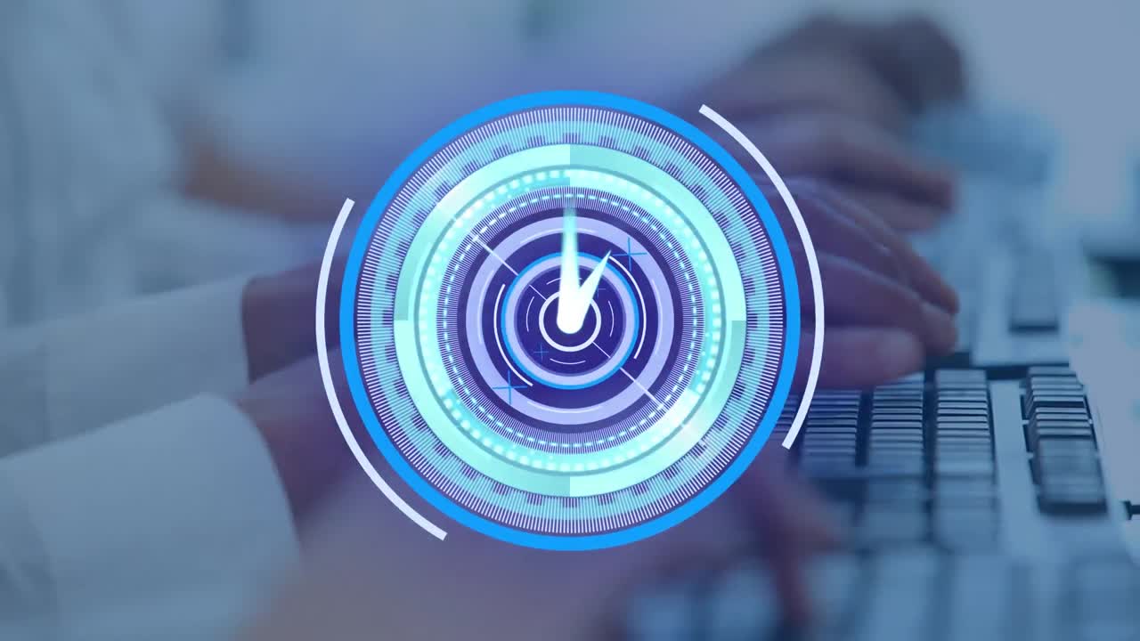 animación de escaneo de alcance con reloj sobre personas que usan teclados de computadoras