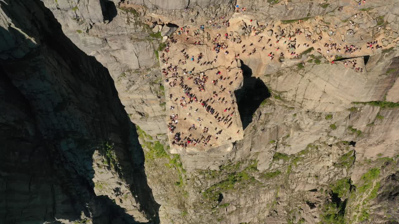 항공 영상 설교석 바위 preikestolen 아름다운 자연 노르웨이