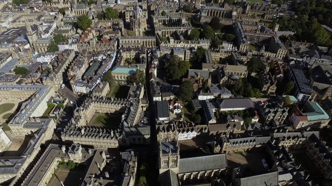Drone flight over Oxford | city views