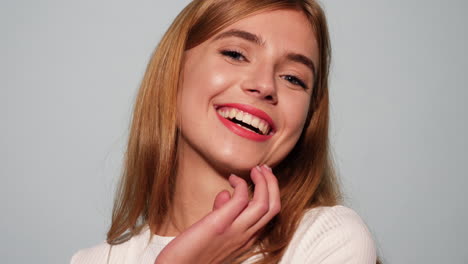 retrato de una mujer feliz