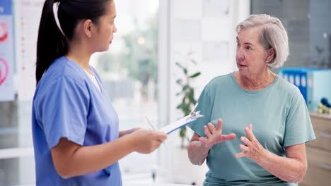 Manos,-Artritis-Y-Mujer-Mayor-En-Consulta