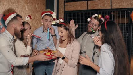 fiesta de navidad en la oficina.