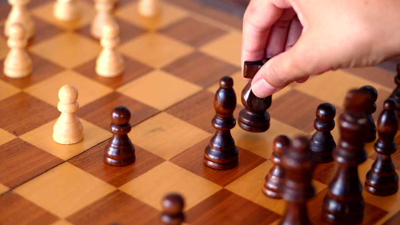 유리 체스 조각