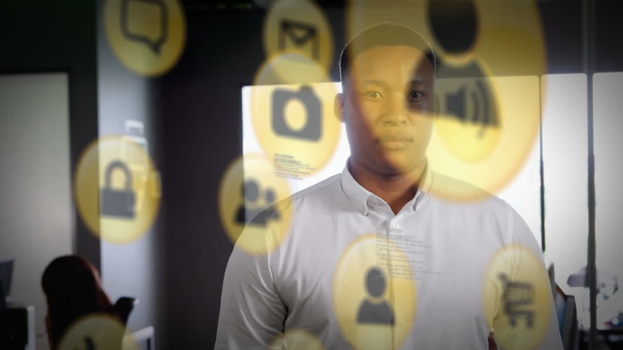 animación de iconos digitales sobre el hombre de negocios
