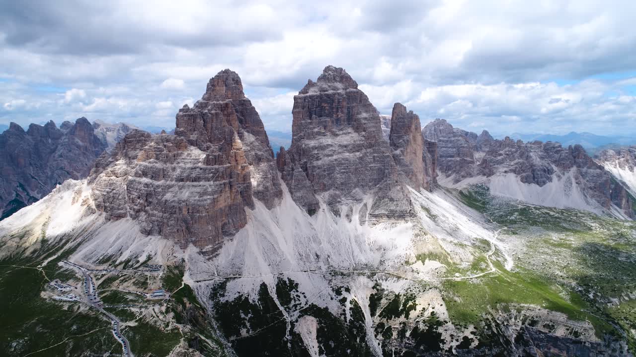 parque natural nacional de tre cime en los alpes dolomitas. la hermosa naturaleza de italia.