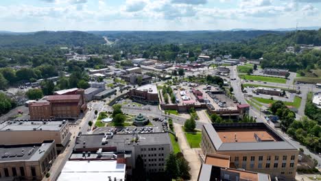 Luftaufnahme-Hoch-über-Beckley,-West-Virginia