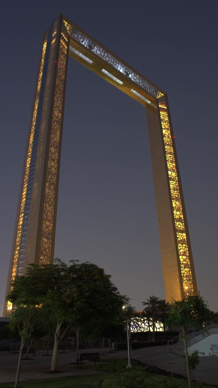 Time lapse della Dubai Frame al tramonto