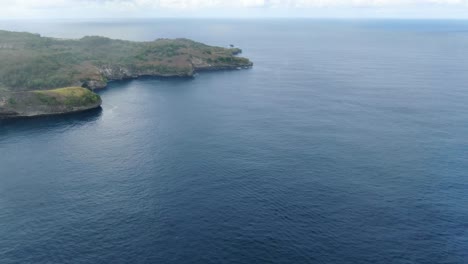 iconic blue ocean and coastline of inhabitat island